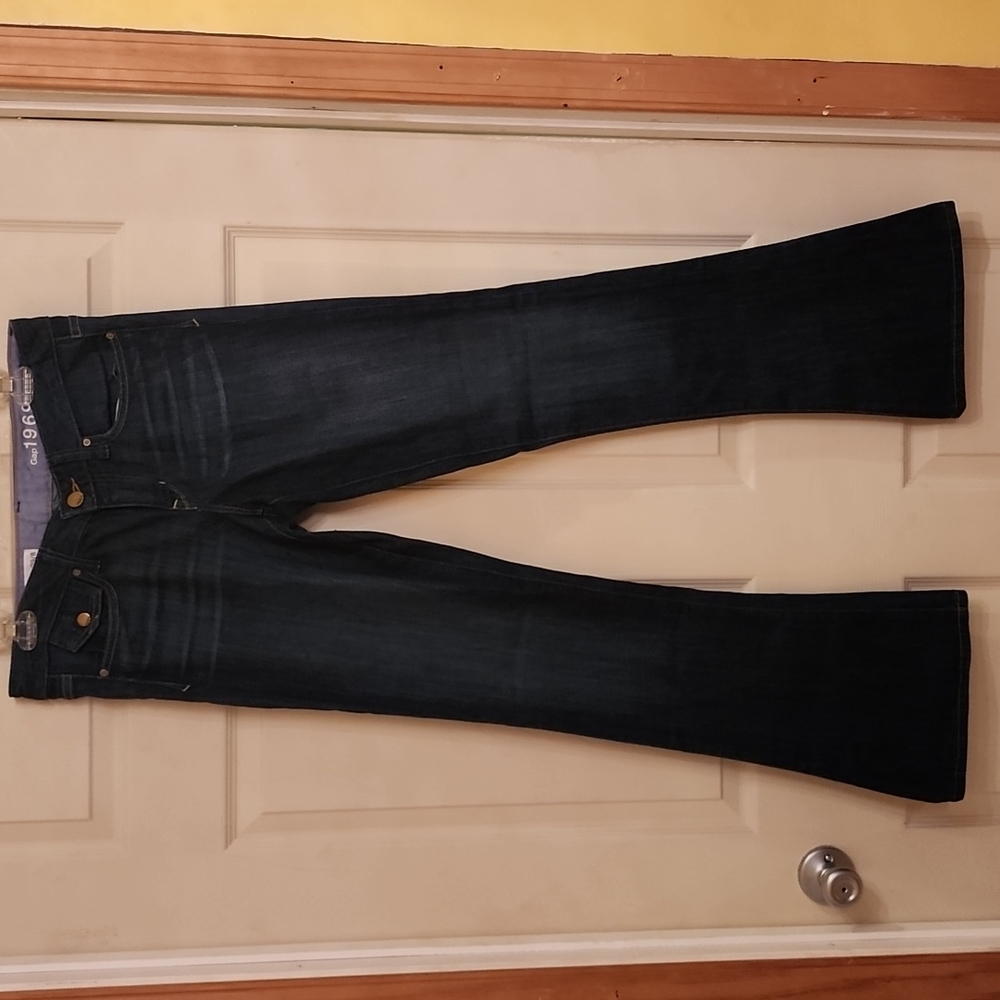 GAP 1969 boot cut jeans. Size 29/8. Dark wash
